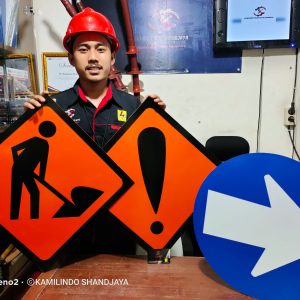 Plat Tanda Bahaya & Plat Tanda Lalu Lintas